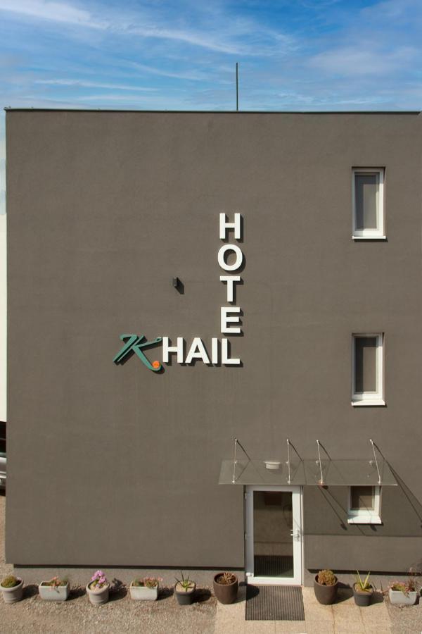 Hotel Khail Maria Lanzendorf Esterno foto